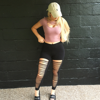 Gabby Barrett feet photo 2