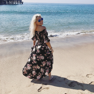 Gabby Barrett feet photo 8