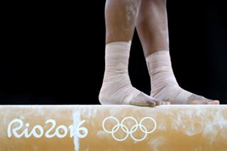 Gabby Douglas feet photo 1