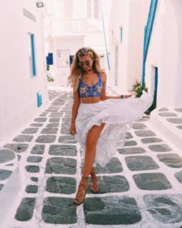Gabby Epstein feet photo 18