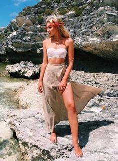 Gabby Epstein feet photo 3