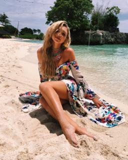 Gabby Epstein feet photo 17