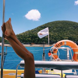 Gabby Epstein feet photo 1