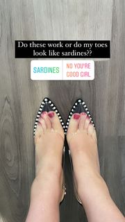 Gabby Epstein feet photo 9