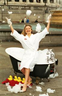 Gabby Logan feet photo thumbnail