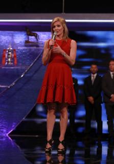 Gabby Logan feet photo thumbnail
