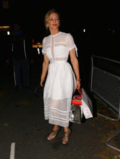 Gabby Logan feet photo thumbnail
