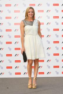 Gabby Logan feet photo thumbnail