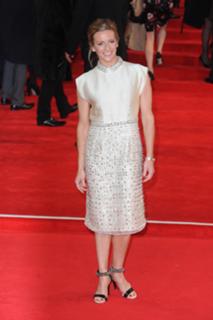 Gabby Logan feet photo thumbnail
