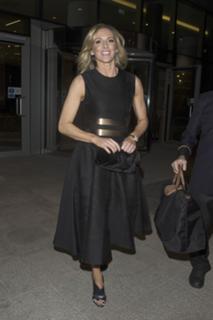 Gabby Logan feet photo thumbnail