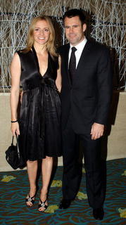 Gabby Logan feet photo thumbnail