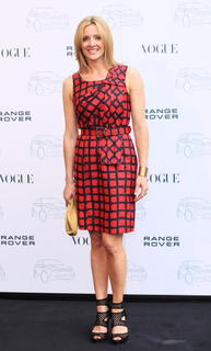 Gabby Logan feet photo thumbnail