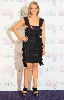 Gabby Logan feet photo thumbnail