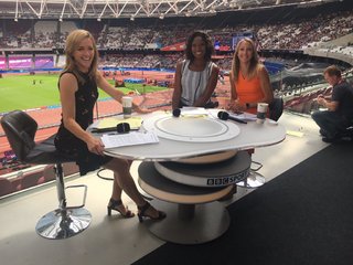 Gabby Logan feet photo thumbnail