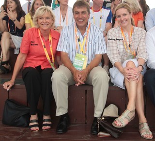 Gabby Logan feet photo thumbnail