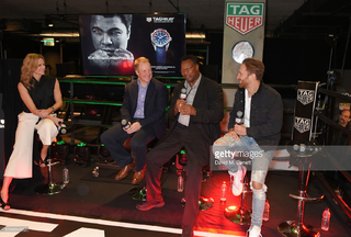 Gabby Logan feet photo thumbnail