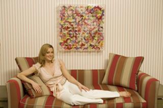 Gabby Logan feet photo thumbnail