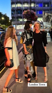 Gabby Logan feet photo thumbnail