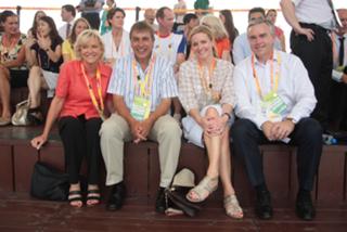 Gabby Logan feet photo thumbnail