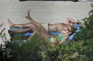 Gabby Logan feet photo thumbnail