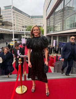 Gabby Logan feet photo 1