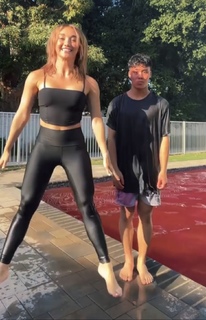 Gabby Murray feet photo thumbnail