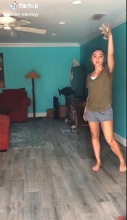 Gabby Murray feet photo thumbnail