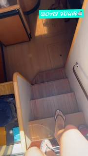 Gabby Murray feet photo thumbnail