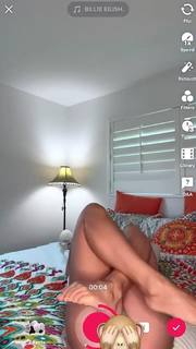 Gabby Murray feet photo thumbnail