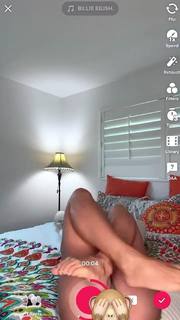 Gabby Murray feet photo thumbnail