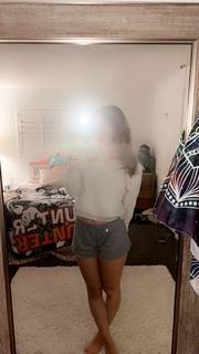 Gabby Murray feet photo thumbnail