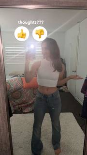 Gabby Murray feet photo thumbnail