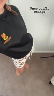 Gabby Murray feet photo thumbnail