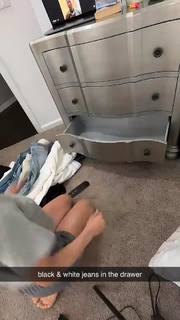 Gabby Murray feet photo thumbnail