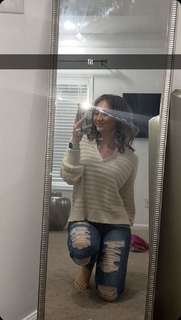 Gabby Murray feet photo thumbnail