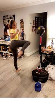 Gabby Murray feet photo thumbnail