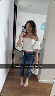 Gabby Murray feet photo thumbnail