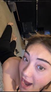 Gabby Murray feet photo thumbnail