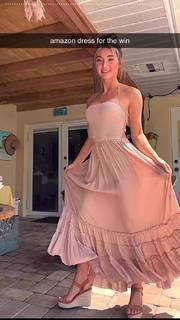 Gabby Murray feet photo thumbnail