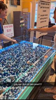 Gabby Murray feet photo thumbnail