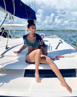 Gabby Thomas feet photo 4