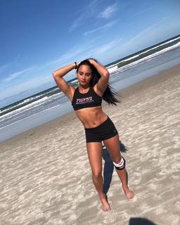 Gabi Butler feet photo 4