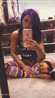 Gabi Castrovinci feet photo 7