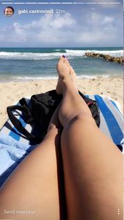 Gabi Castrovinci feet photo 5