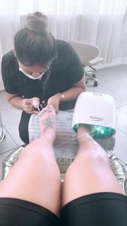 Gabi Castrovinci feet photo 9
