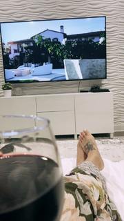 Gabi Castrovinci feet photo 8