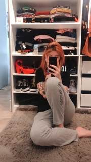 Gabi Cattuzzo feet photo 18