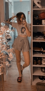 Gabi Cattuzzo feet photo 7