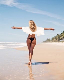 Gabi Lopes feet photo 19
