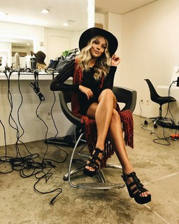 Gabi Lopes feet photo 20